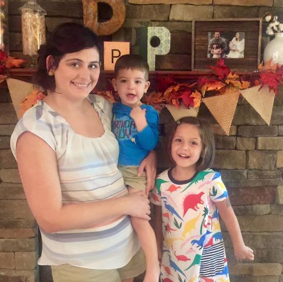 Meet your Posher, Mallory - Picture 1 of 1